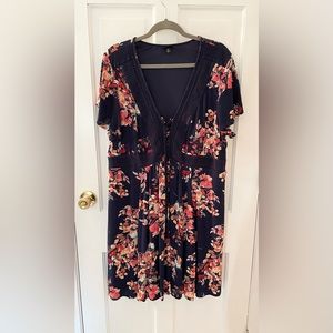 Torrid Crinkle Gauze Floral Dress Size 2